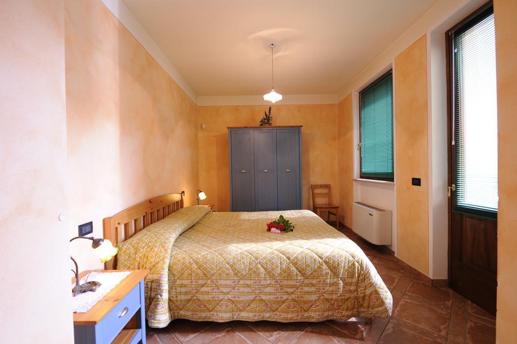 Agriturismo Gian Galeazzo Visconti Guest House Valeggio sul Mincio Room photo