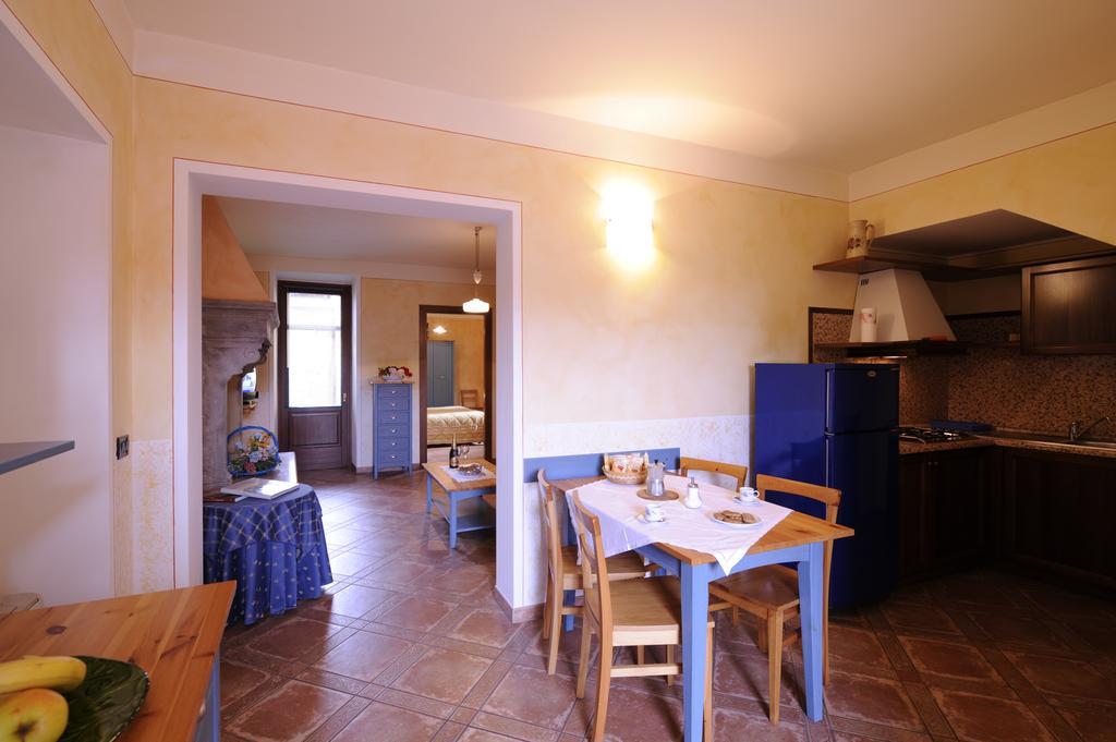 Agriturismo Gian Galeazzo Visconti Guest House Valeggio sul Mincio Room photo