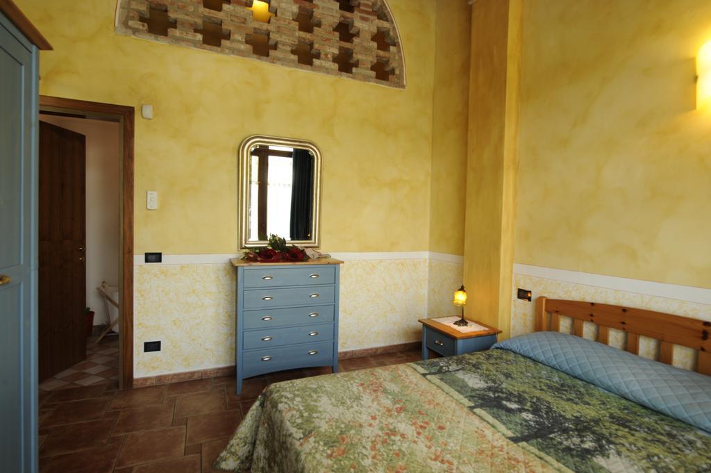 Agriturismo Gian Galeazzo Visconti Guest House Valeggio sul Mincio Room photo